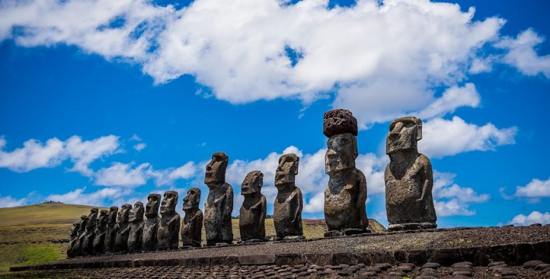 chile moai easter island site